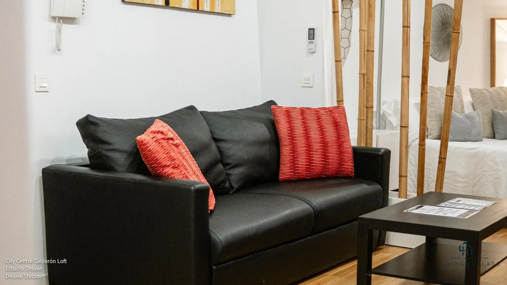 Apartamento Living4Malaga Calderón de la Barca 0*,